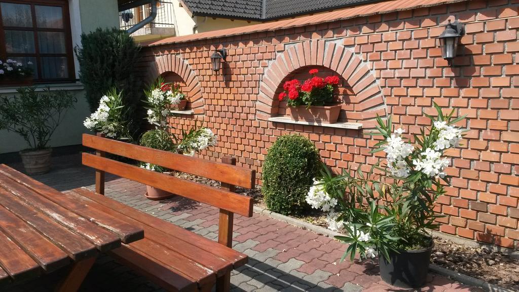 Gitta Apartman Bük Zewnętrze zdjęcie